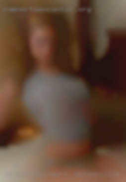 I'm open swingers Jacksonville minded, willing to explore.